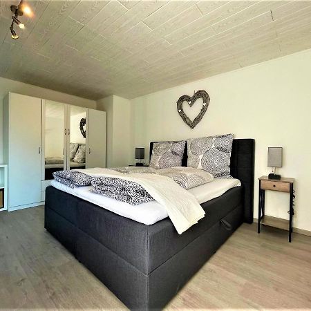 Traumhafter Moselblick, Garten & Lounge, Boxspringbett, Top Lage Apartment Bullay Exterior photo