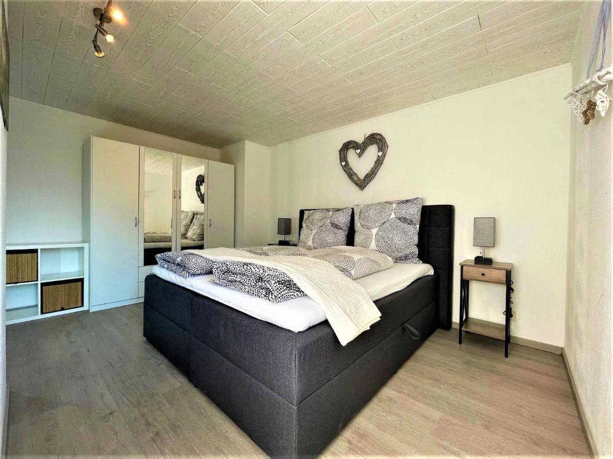 Traumhafter Moselblick, Garten & Lounge, Boxspringbett, Top Lage Apartment Bullay Exterior photo